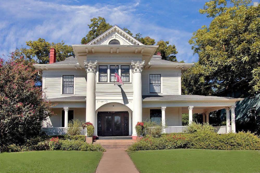 The Corinthian Bed And Breakfast Dallas Exterior photo